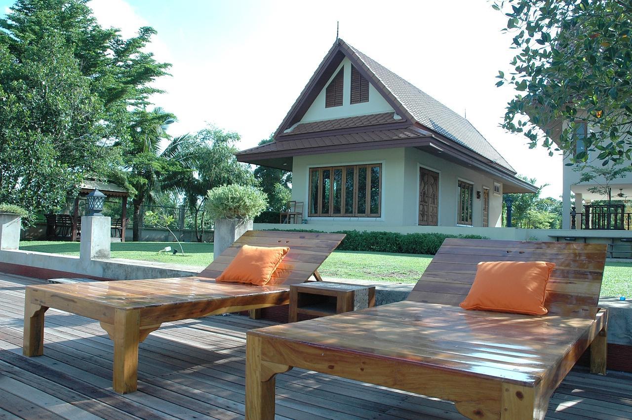 Thararin Villa Ban Doem Bang Bagian luar foto