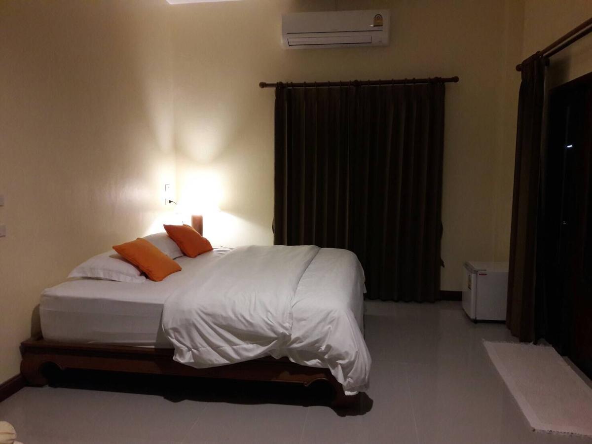 Thararin Villa Ban Doem Bang Bagian luar foto