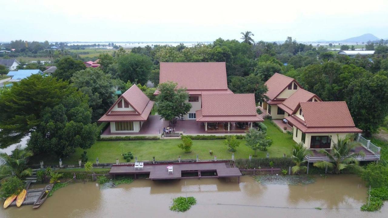 Thararin Villa Ban Doem Bang Bagian luar foto